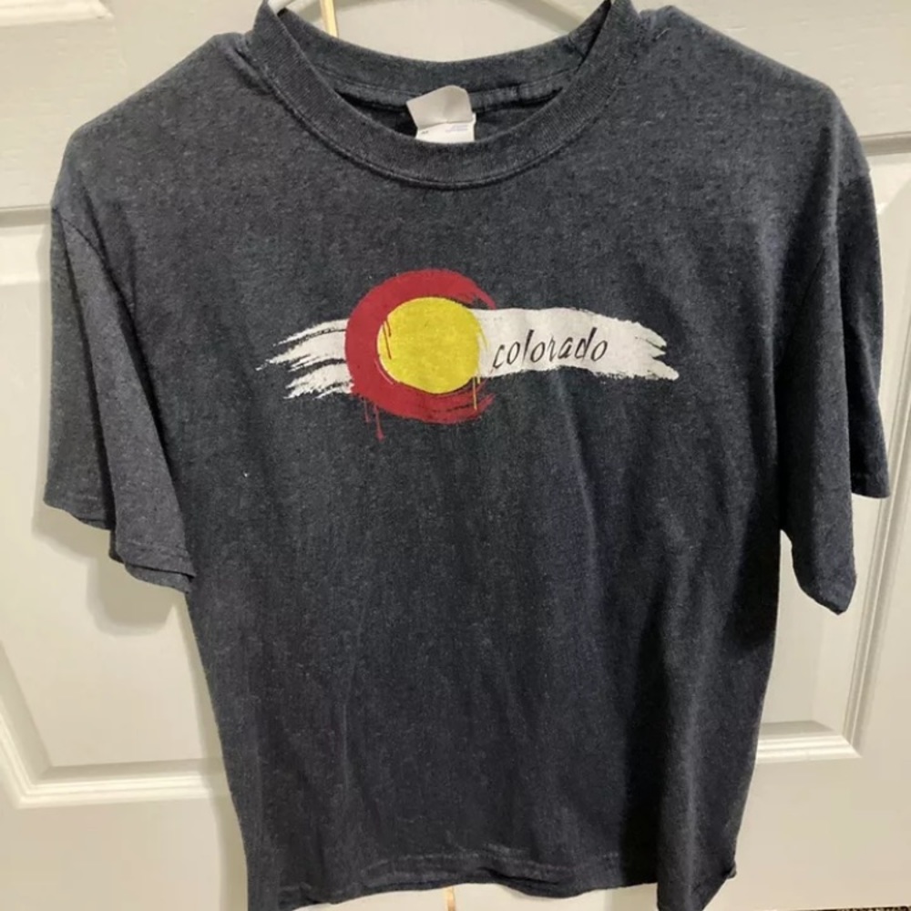 colorado tshirt, size medium, gray, short sleeve, casual, port and company